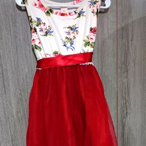 Girls dress